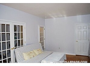 10 Homer Square in Somerville, MA - Building Photo - Building Photo