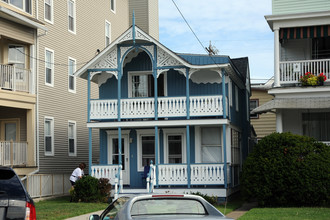 13 Main Ave in Ocean Grove, NJ - Building Photo - Building Photo