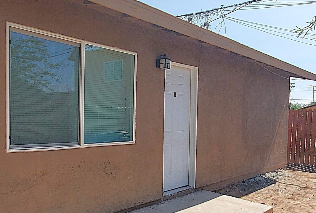 510 Giles Ave in Calexico, CA - Building Photo