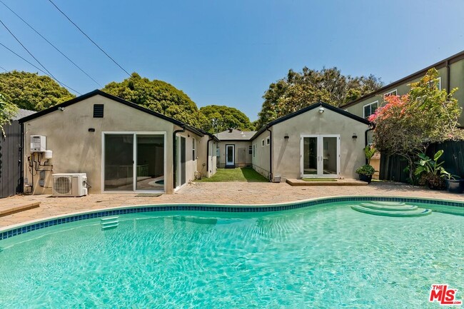 1509 Pearl St in Santa Monica, CA - Building Photo - Building Photo