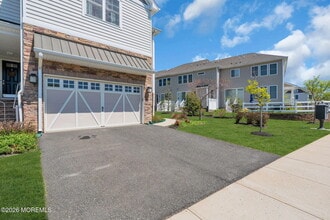 2 Malcolm Way in Lincroft, NJ - Building Photo - Building Photo