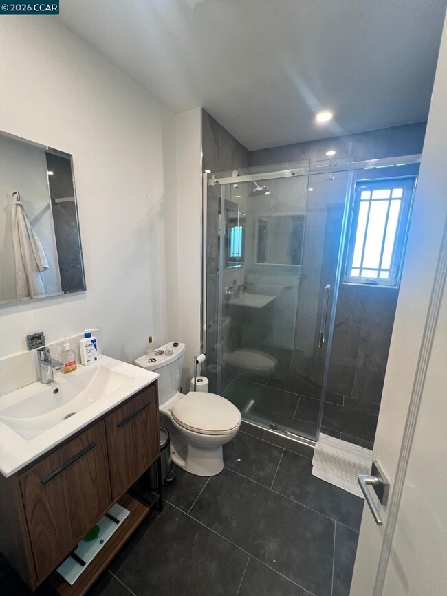 1325 Hopkins St in Berkeley, CA - Building Photo - Building Photo