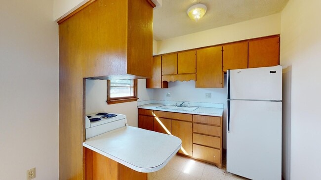 property at 1105 28th St