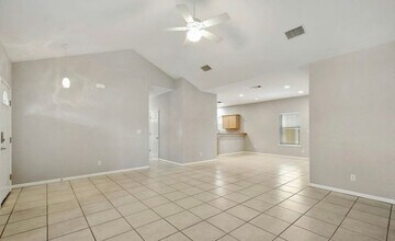 622 Dartmouth Ave in San Marcos, TX - Building Photo - Building Photo