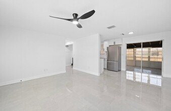 9430 Chase St in Spring Hill, FL - Building Photo - Building Photo