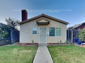 173 W Plymouth St in Long Beach, CA - Building Photo