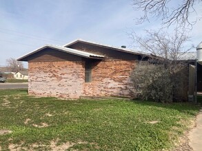 226 Main st in Sheffield, TX - Building Photo - Building Photo