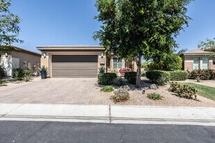 82820 Kingsboro Ln in Indio, CA - Building Photo