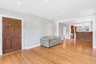 2744 Mathews St in Berkeley, CA - Building Photo - Building Photo