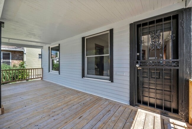 1261 E 123rd St in Cleveland, OH - Building Photo - Building Photo