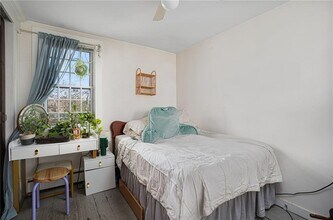 73 Thames St in Newport, RI - Building Photo - Building Photo