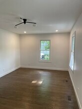 1507 N McKinley Rd in Lake Forest, IL - Building Photo - Building Photo