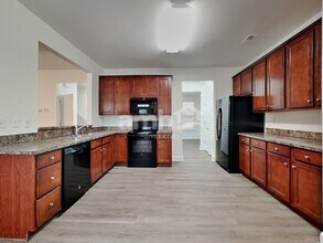 10123 Caldwell Depot Rd in Cornelius, NC - Building Photo - Building Photo