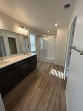 8162 Angsley Dr in Elk Grove, CA - Building Photo - Building Photo