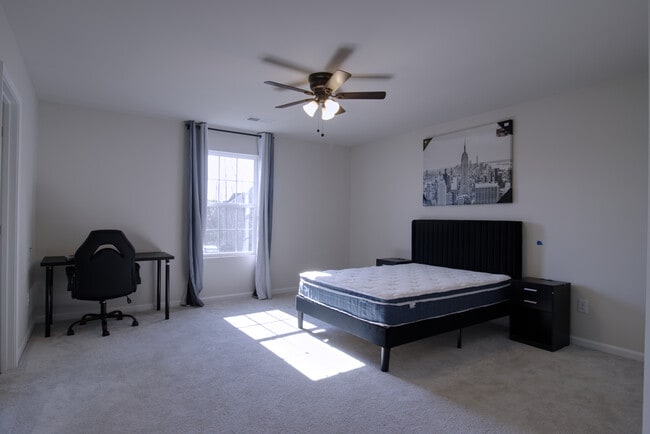 property at 10158 Chatham Run Ln