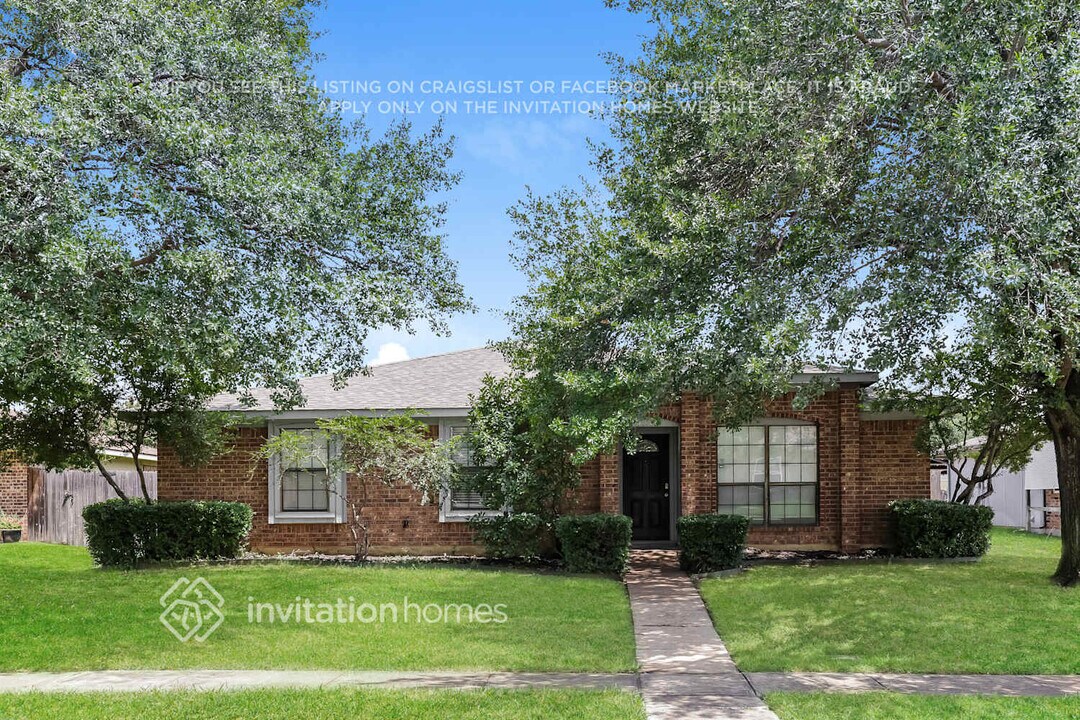 1741 Canterbury Ln in Lewisville, TX - Building Photo