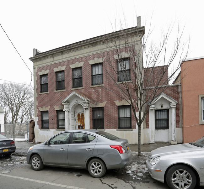 277 Van Duzer St in Staten Island, NY - Building Photo - Building Photo