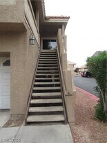 5125 W Reno Ave in Las Vegas, NV - Building Photo