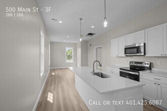 500 Main St-Unit -3F in Warren, RI - Foto de edificio - Building Photo