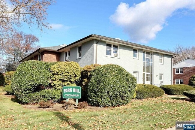 23-05 High St in Fair Lawn, NJ - Building Photo - Building Photo
