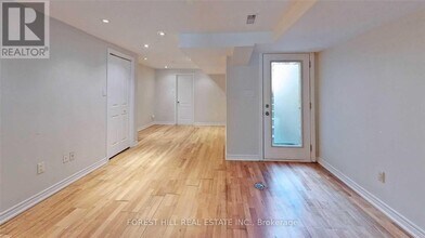 41 Gladstone Ave in Toronto, ON - Building Photo - Building Photo