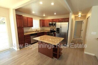 1204 Commanchero Dr in Colorado Springs, CO - Building Photo - Building Photo