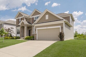 933 Plunkett Ave in Westfield, IN - Building Photo - Building Photo