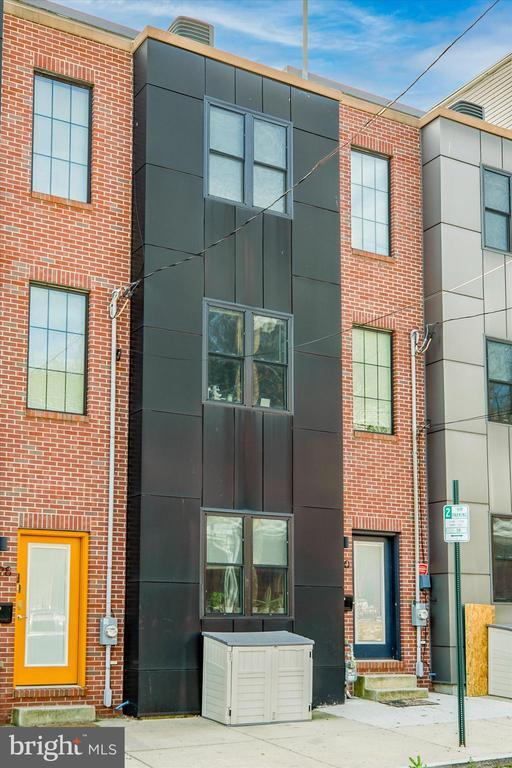 property at 4128 Tower St