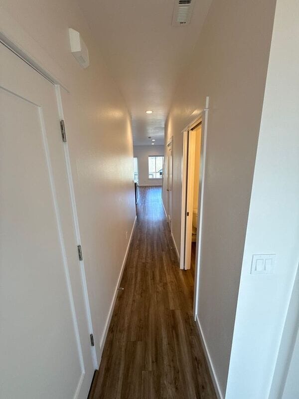 5913 Blue River Dr SE in Salem, OR - Building Photo - Building Photo