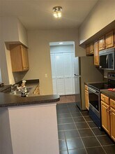 6063 Westgate Dr in Orlando, FL - Building Photo - Building Photo