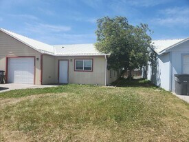 215-217 K St NE in Ephrata, WA - Building Photo