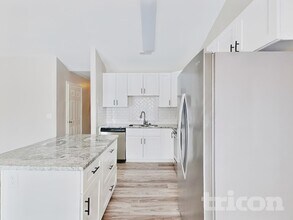 3871 Range Crest Ct in High Point, NC - Foto de edificio - Building Photo