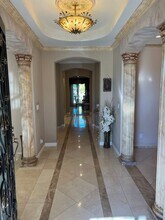 1611 Ridgeway Dr in Glendale, CA - Building Photo - Building Photo