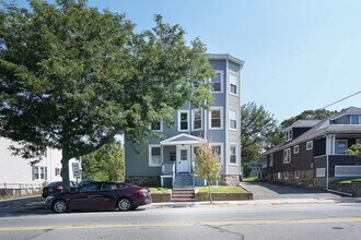 321 Jefferson Ave in Salem, MA - Building Photo - Building Photo