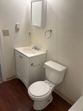 High Ridge Apartments - Two Bedroom One Ba in Dover, NH - Building Photo - Building Photo