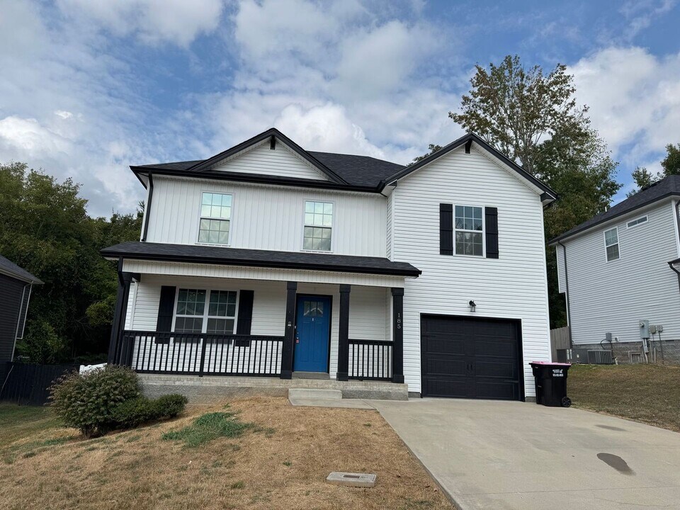 185 Bonnell Dr in Clarksville, TN - Building Photo