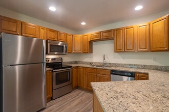 Highfield Townhome Available for Rent! in Rochester, NH - Building Photo - Interior Photo