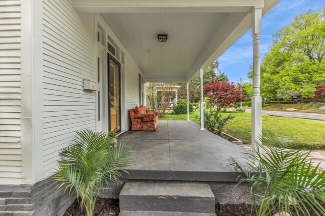 2031 Central Ave in Memphis, TN - Building Photo - Building Photo