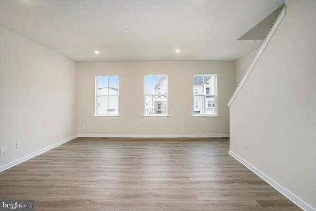 708 Platinum Dr in Phoenixville, PA - Building Photo - Building Photo