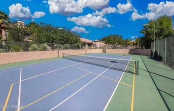 101 S Players Club Dr in Tucson, AZ - Building Photo - Building Photo