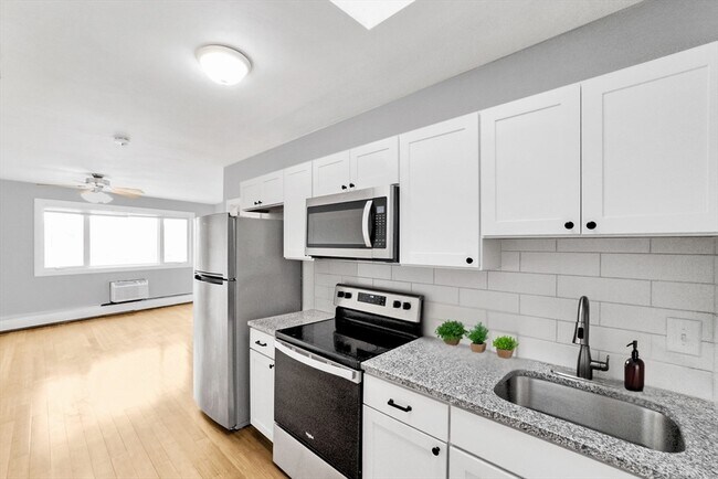 property at 39 Willow St