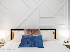 726 8th St, Unit 2 in Miami Beach, FL - Building Photo - Building Photo