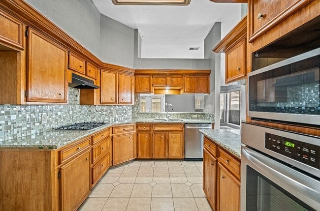 22018 Silver Lode Dr