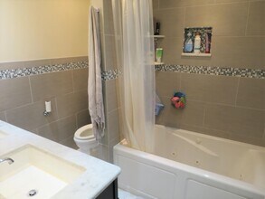 7 Wareham St in Medford, MA - Building Photo - Building Photo