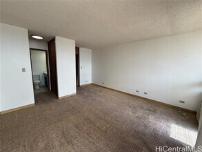 500 University Ave in Honolulu, HI - Building Photo - Building Photo