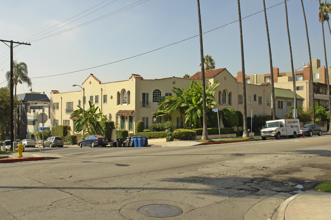 7350-7352 Hollywood Blvd in West Hollywood, CA - Building Photo