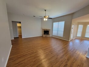 6123 Flower Meadow in San Antonio, TX - Building Photo - Building Photo