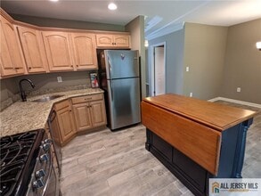 1214 Holly Ct in Monmouth Junction, NJ - Building Photo - Building Photo