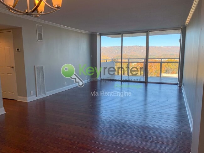 property at 1131 Stringers Ridge Rd