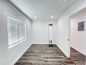 6700 Pace Ave in Los Angeles, CA - Building Photo - Building Photo